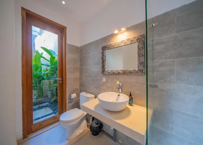 7 Bedroom Luxury Oasis In Семиньяк