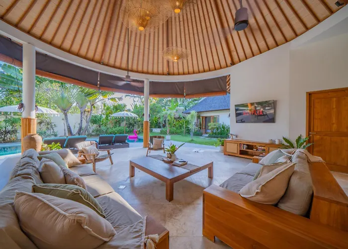 7 Bedroom Luxury Oasis In Семиньяк
