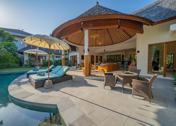 7 Bedroom Luxury Oasis In Вилла Семиньяк
